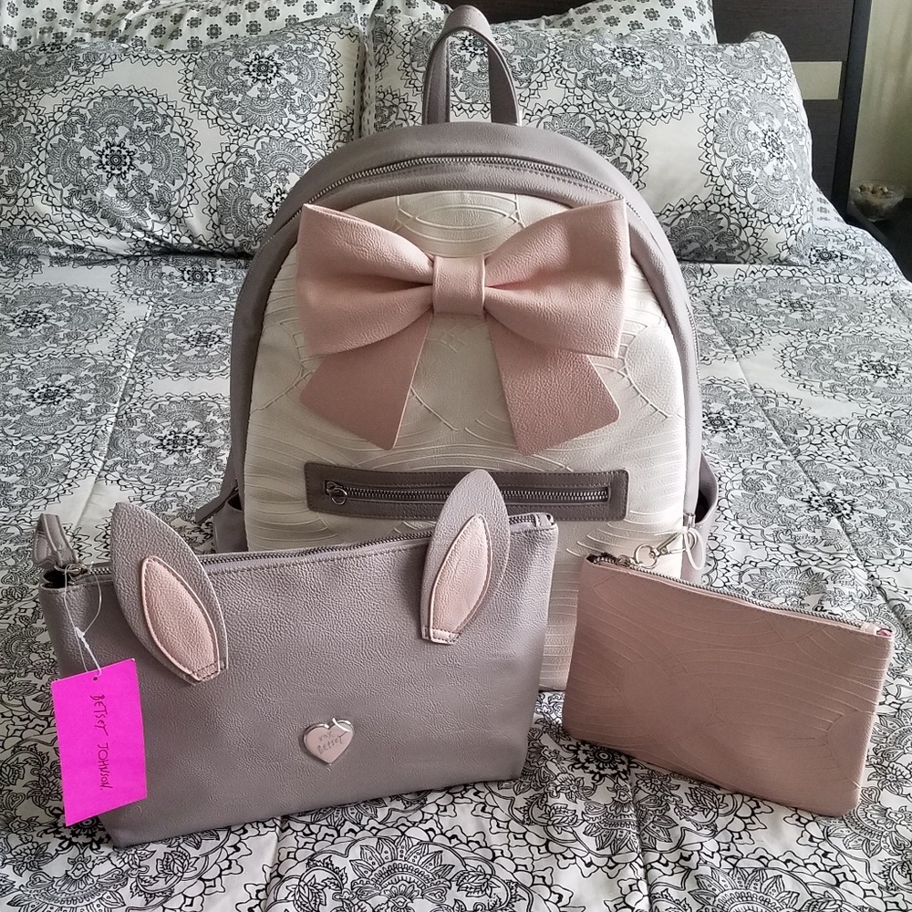 ❣SOLD❣Betsey Johnson 3pc Backpack Bundle - Picture 1 of 8